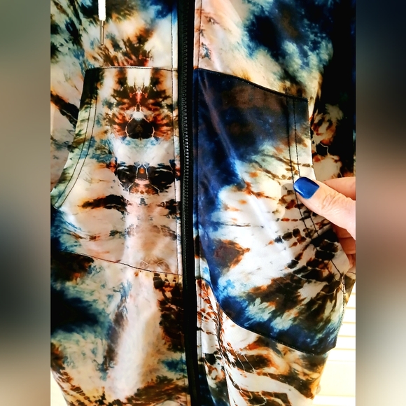 Jacket, light, full length zip-up with hoodie - Picture 5 of 6